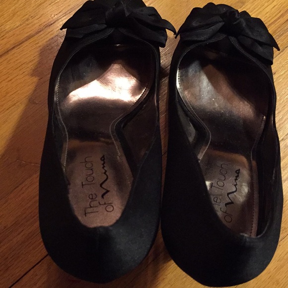 Nina the touch of Nina satin 3.5 inch bow front - Picture 8 of 8